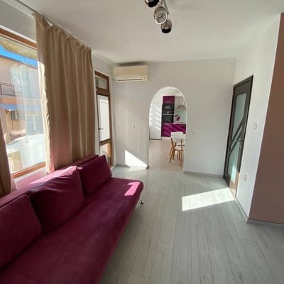 Location d’un appartement chaleureux de 3 pièces, Varna, Bulgarie